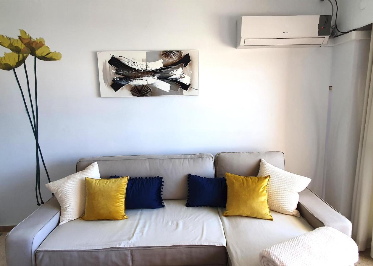 Beachfront Studio Apartment Marbella Exterior foto