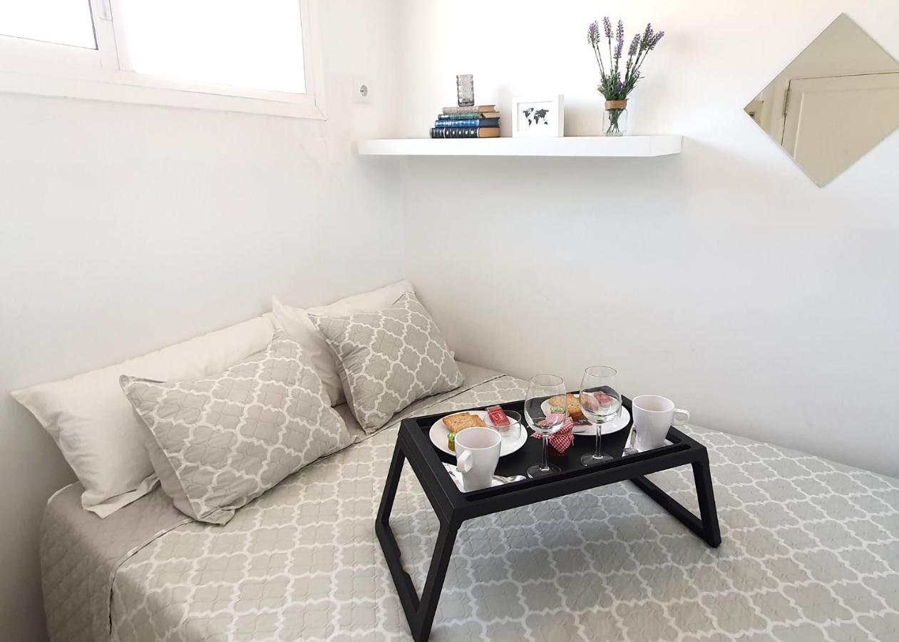 Beachfront Studio Apartment Marbella Exterior foto